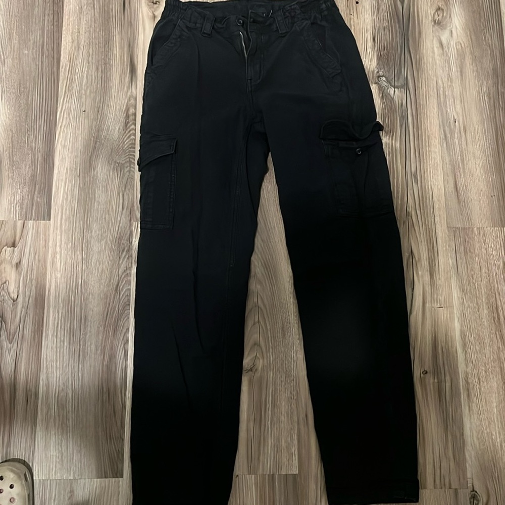 American Eagle cargo pants